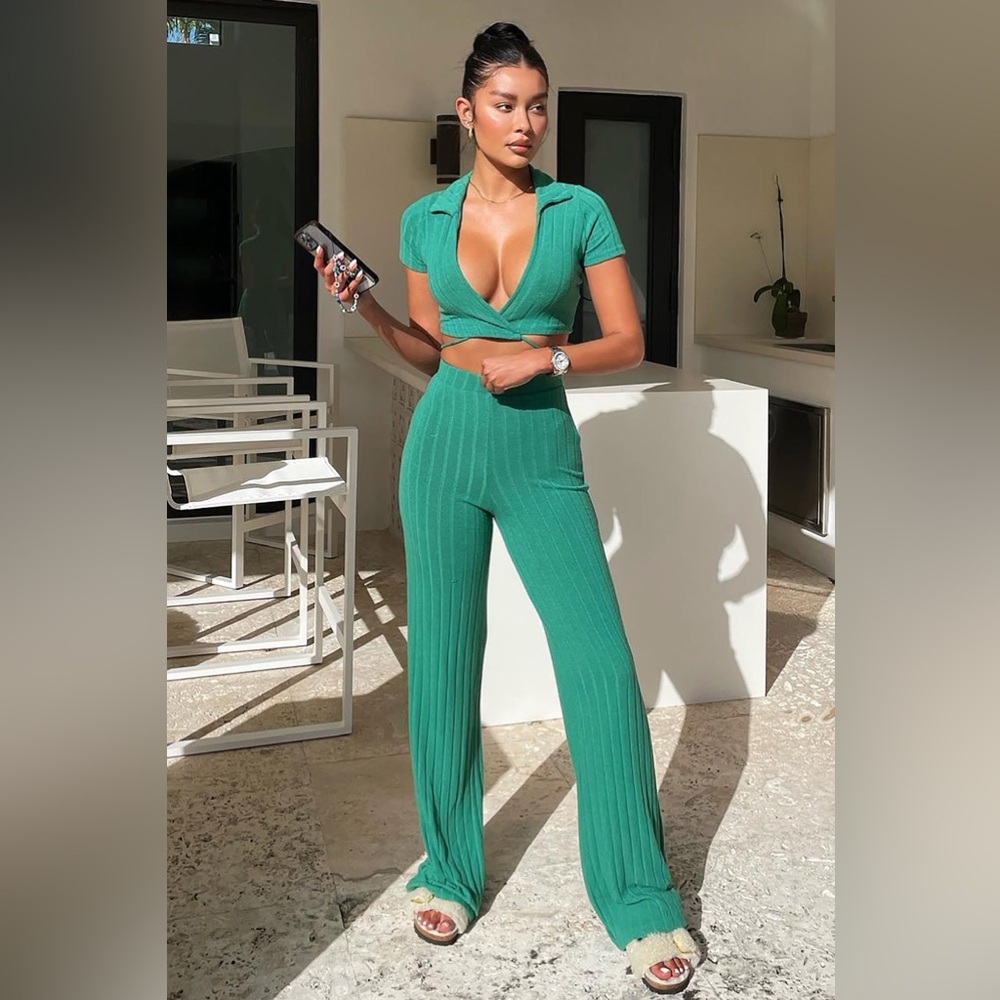 NWT Fashion Nova comfy Alexandra flare Pant Set - Green XS soft